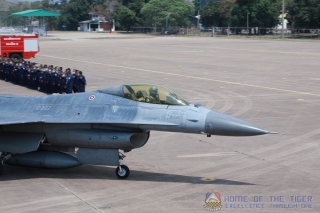 Thailand RTAF 10207 F 16A ADF 320