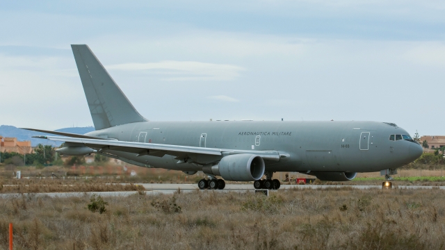 KC 767 MM62228 LELC 26Jan18 José Damián González Martínez 4 640