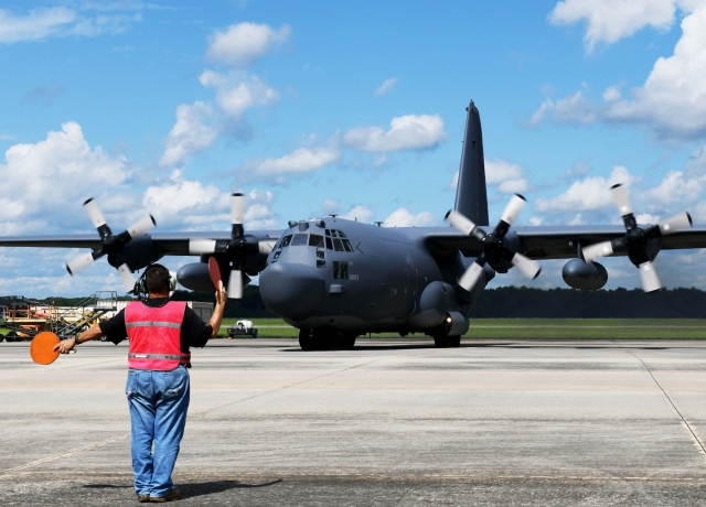 USA USAF MC 130H last PDM 1 640