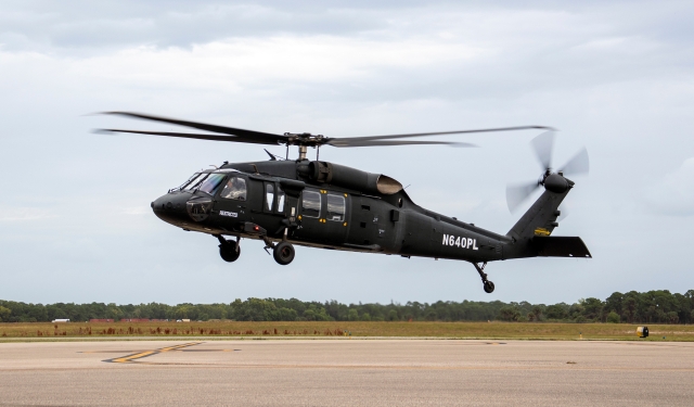 USA S 70M Black Hawk 112221 640