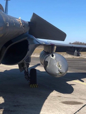 France AdlA Rafale damage 640