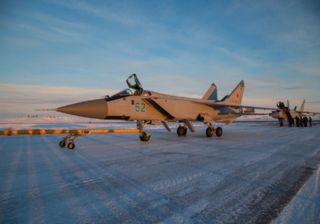 RUS MiG 31 1 640