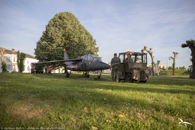 France Alpha Jet Tours 1 640