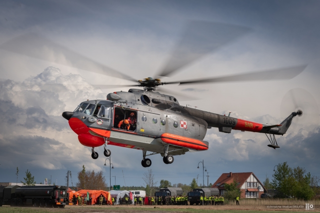 Poland Mi 14 exercise 640