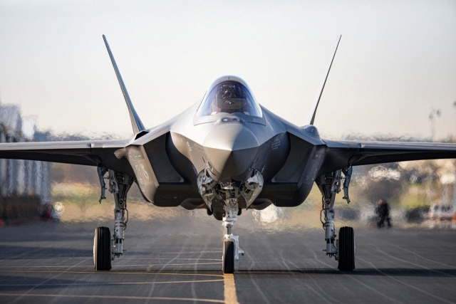 Spain EdA and Armada F 35 Lightning II 640