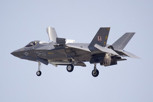 USA USMC F 35B VMFA 242 IOC 640