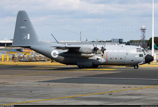 Pakistan ex Belgian AF Hercules Jeremy de Winter 640