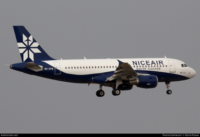 A319 Niceair 640