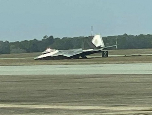 USA USAF F 22A Raptor mishap Eglin 640