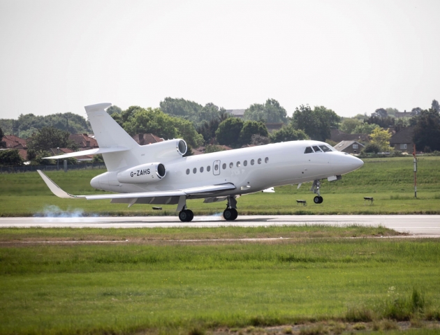 UK RAF Falcon 900LX photo by RAF 640