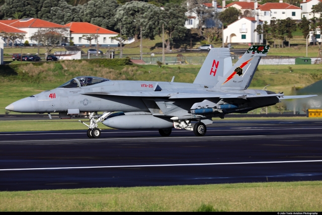 USN VFA 25 NH 411 FA 18E Joao Toste 640