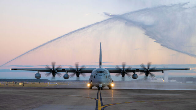 US VMGR 252 KC 130J credit USMC 640