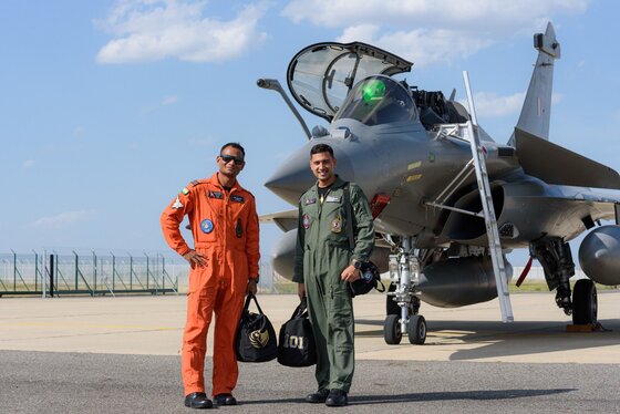 India IAF Rafale crew 560