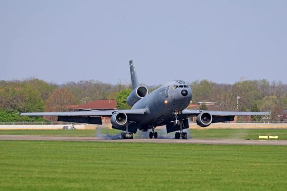 US 60th AMW KC 10A 1 560