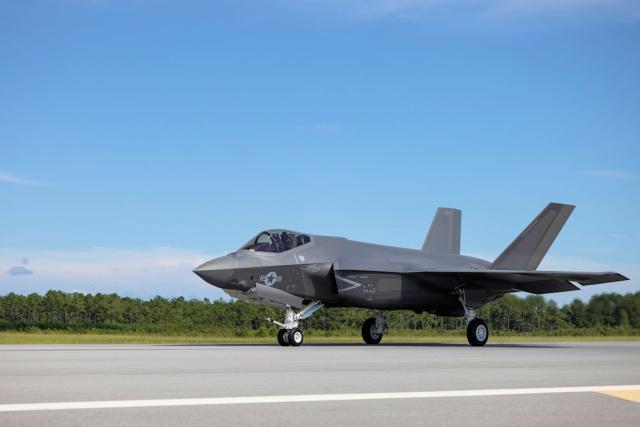 US VMFA 251 F 35C credit USN 640